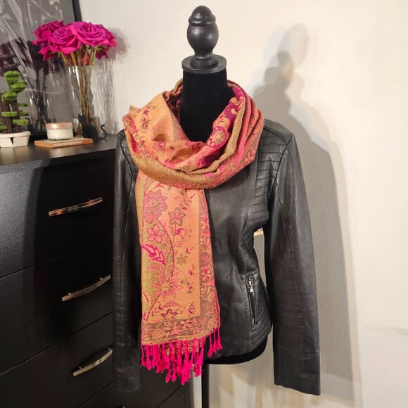 Gold, pink, floral, paisley, reversible, authentic pashmina scarf. - Picture 12 of 16